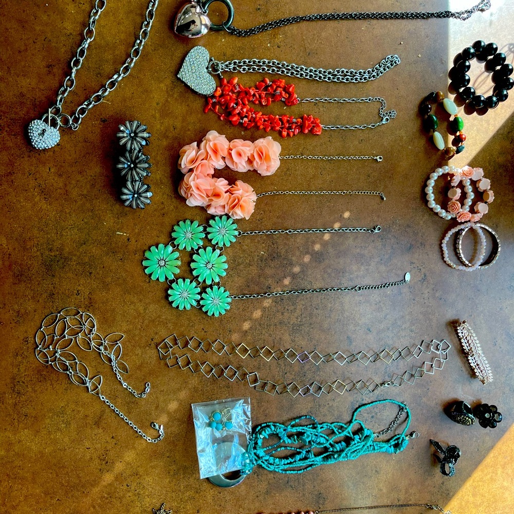 Jewelry lot
